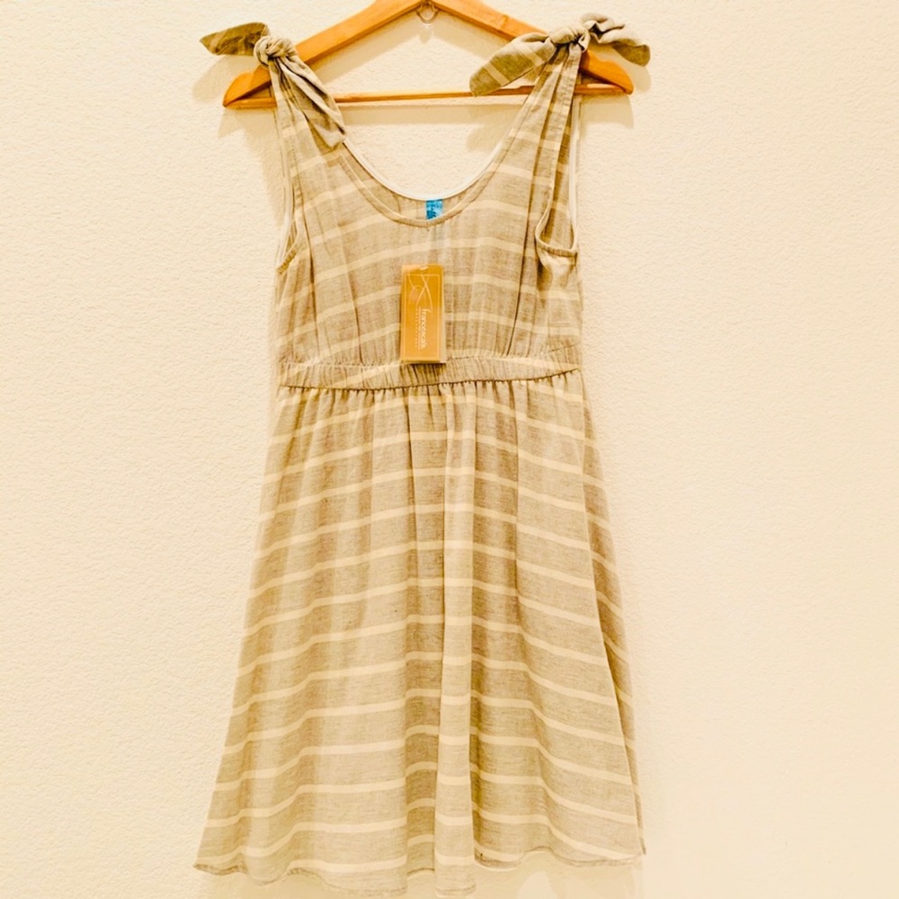 🆕 Francesca’s Collection Dress
